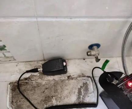托里屋顶漏水维修公司分享下卫生间漏水的危害及解决方法